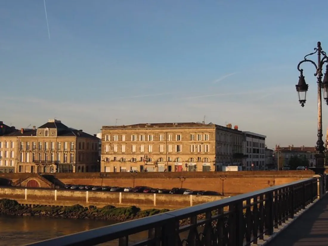 quai de queyries